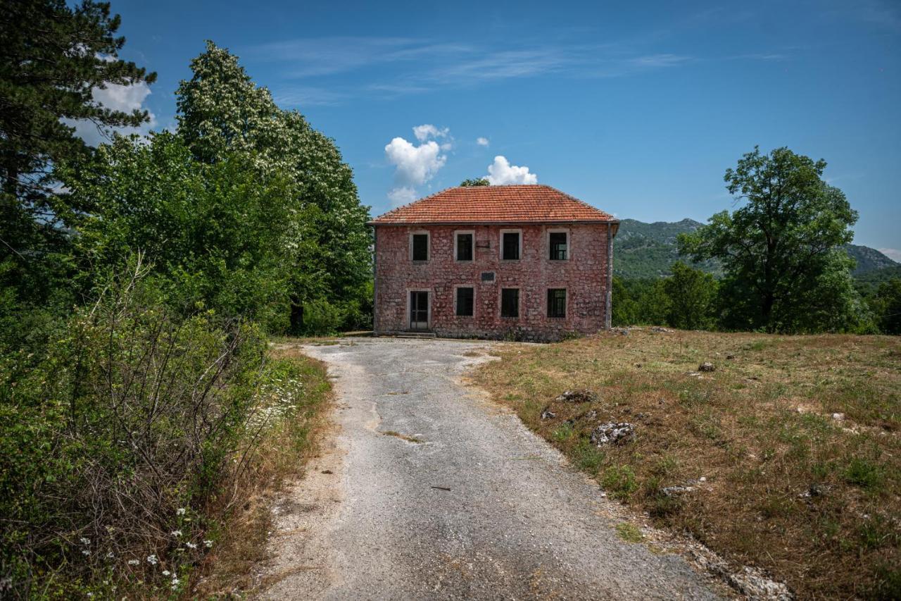 Guest House Gornji Ceklin Cetinje Exterior photo